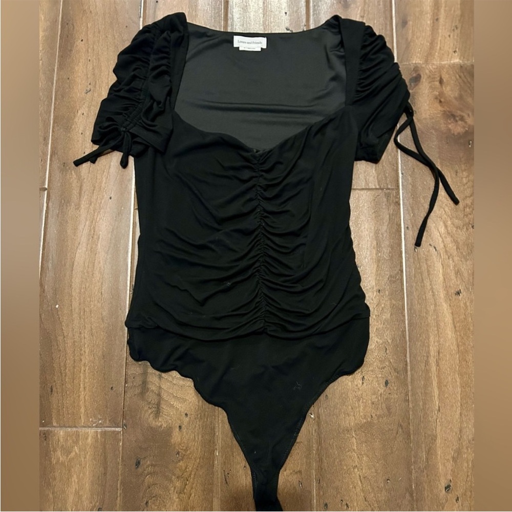 Lovers + Friends Black Ruched Square-Neck Short Sleeve Bodysuit - Picture 4 of 5